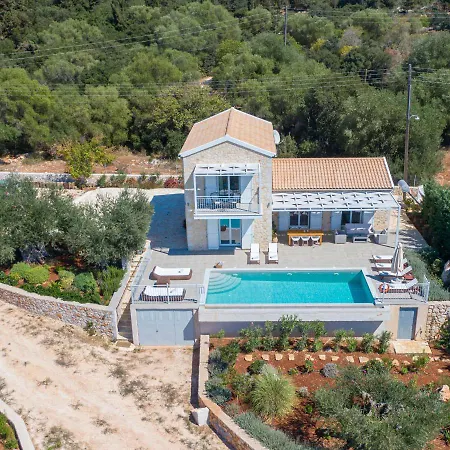 Fiscardo Luxury Stone Villa Suzana ,With Sunset View! Φισκάρδο Εξωτερικό φωτογραφία