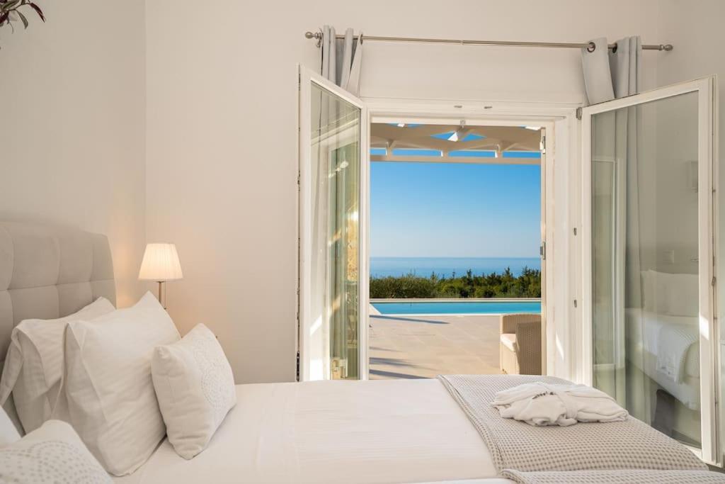 Fiscardo Luxury Stone Suzana ,with Sunset View!