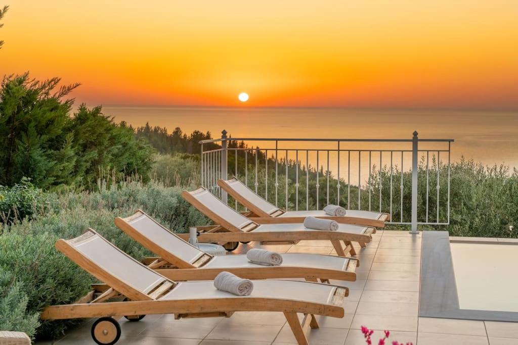 Βίλα Fiscardo Luxury Stone Suzana ,with Sunset View!