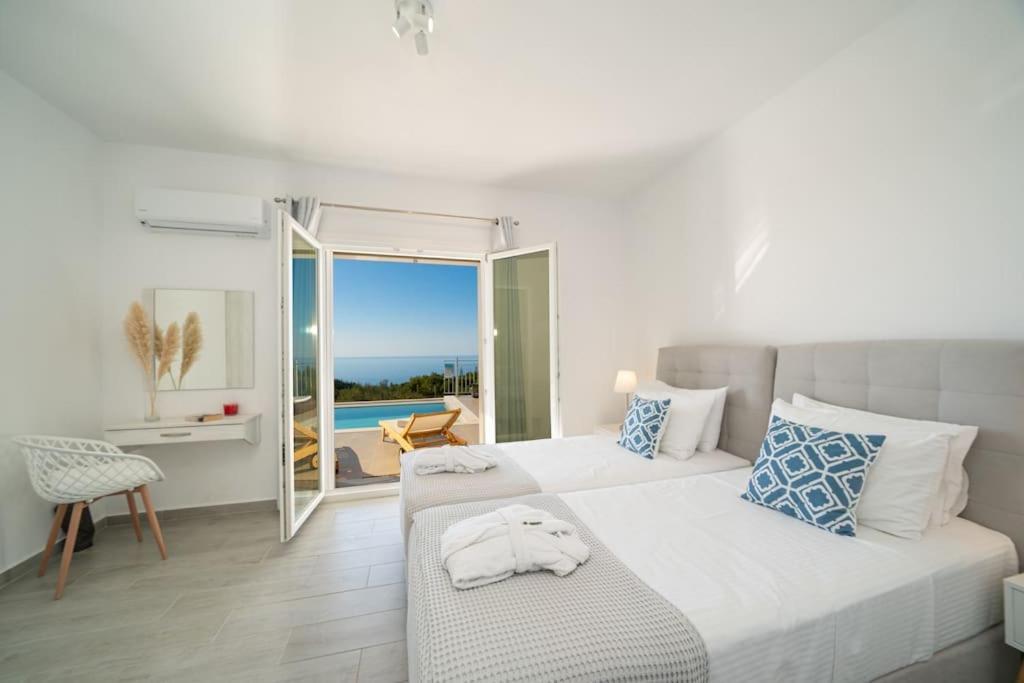 Fiscardo Luxury Stone Suzana ,with Sunset View!