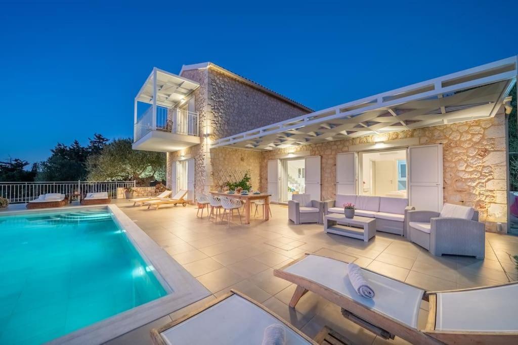Fiscardo Luxury Stone Suzana ,with Sunset View! Φισκάρδο